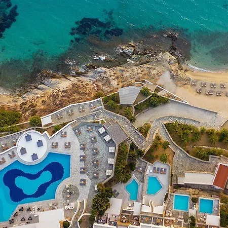 Mykonos Grand & Ξενοδοχείο Agios Ioannis Diakoftis
