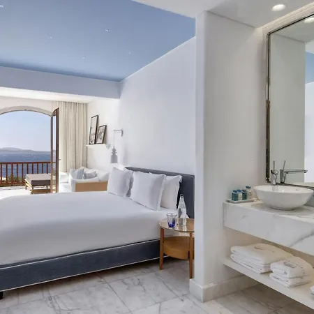 Mykonos Grand & Hotel Agios Ioannis Diakoftis