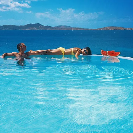 Mykonos Grand & Ξενοδοχείο Agios Ioannis Diakoftis