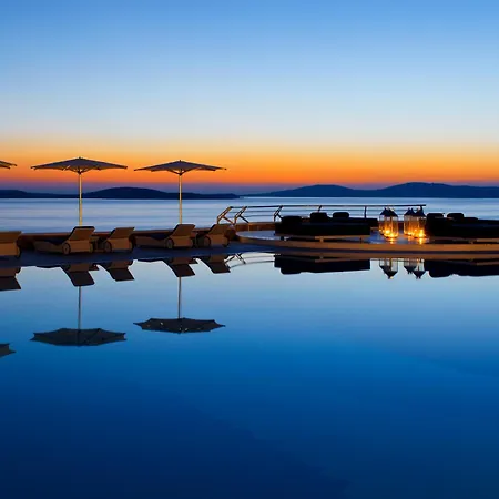 Mykonos Grand & Hotel 5*