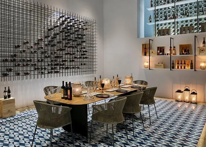 Mykonos Grand & Hotel Agios Ioannis Diakoftis