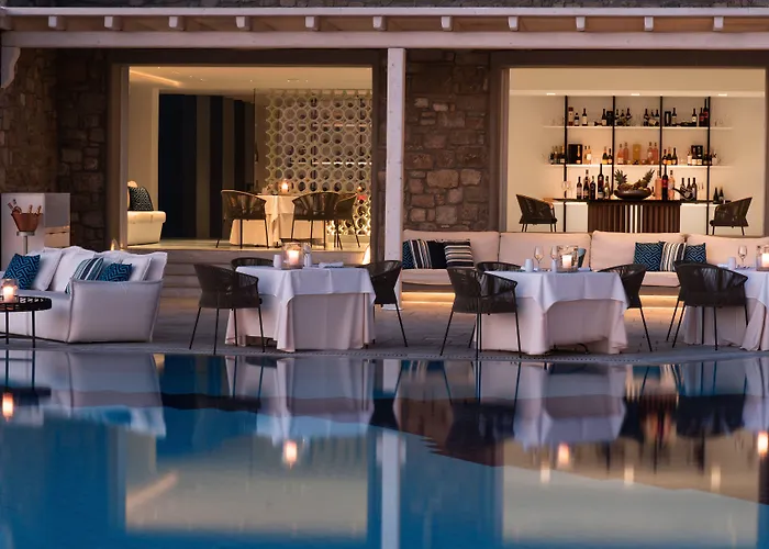 Mykonos Grand & Отель Agios Ioannis Diakoftis