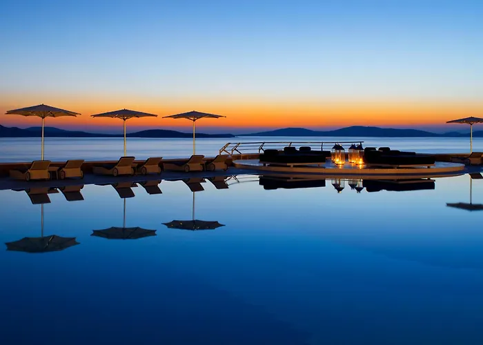 Mykonos Grand & Отель 5*