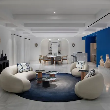 Mykonos Grand & מלון