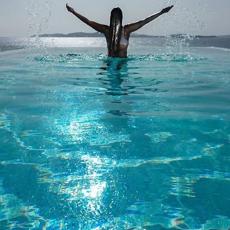 Mykonos Grand & Hotell 5*