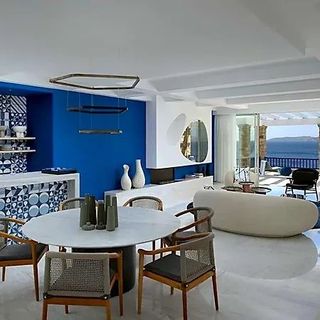Mykonos Grand & Hotell Agios Ioannis Diakoftis