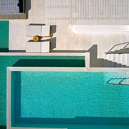Mykonos Grand & 5* Agios Ioannis Diakoftis
