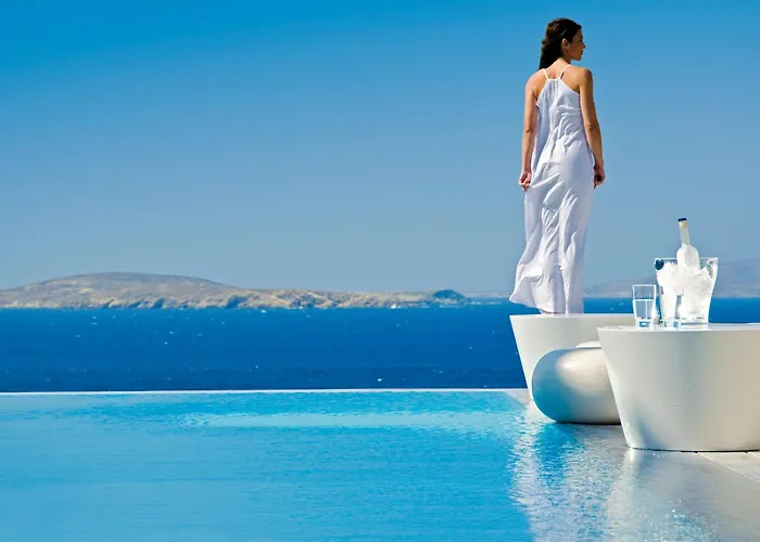 Mykonos Grand & Hotel