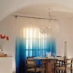 Mykonos Grand & Hotell