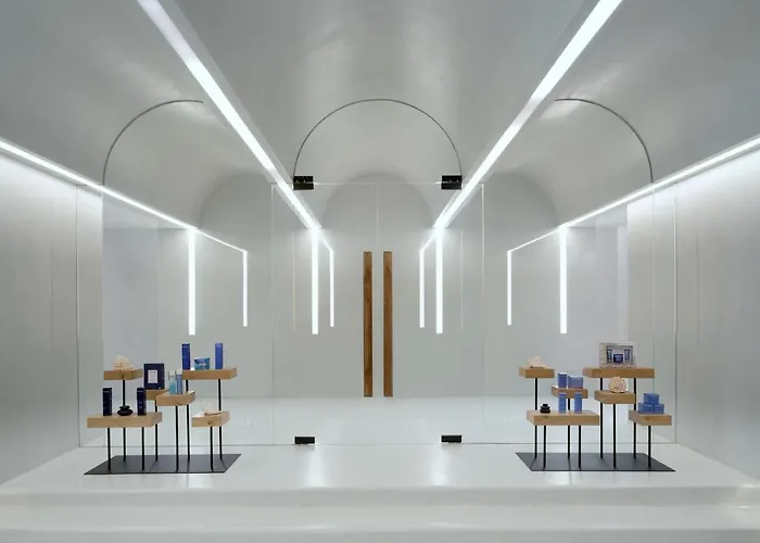 Mykonos Grand & Hotell