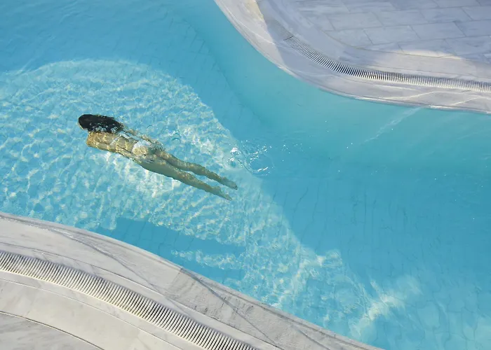 Mykonos Grand & Hotell Agios Ioannis Diakoftis